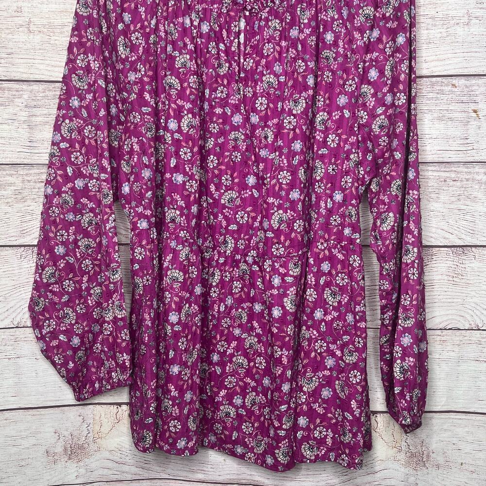 Lane Bryant Purple Ditzy Floral Swiss Dot Peplum Keyhole Top Size 18/20 Plus - Picture 6 of 14
